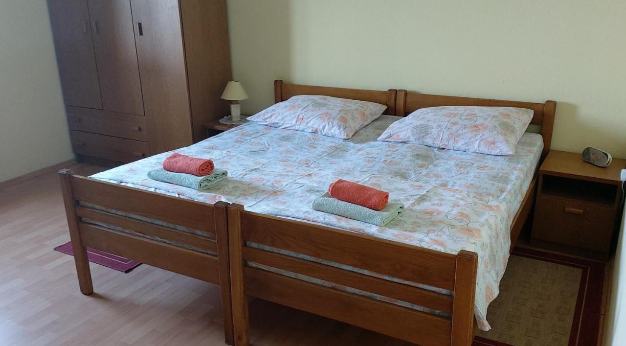 Apartmani Ana كارلوباغ المظهر الخارجي الصورة